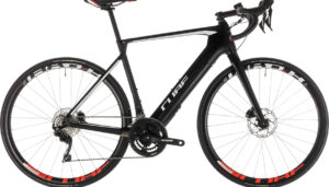 Vélo route électrique Cube 2019 Agree Hybrid C:62 Race Disc carbon´n´white
